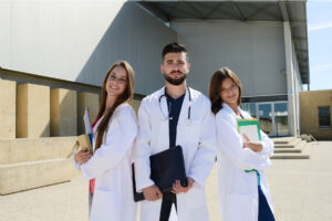 How to Find RN Programs in California