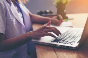 Choosing The Best Laptop for Nursing School